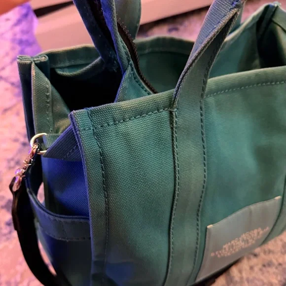 Marc Jacobs Harbor Blue Medium Tote Bag GUC - Picture 8 of 13